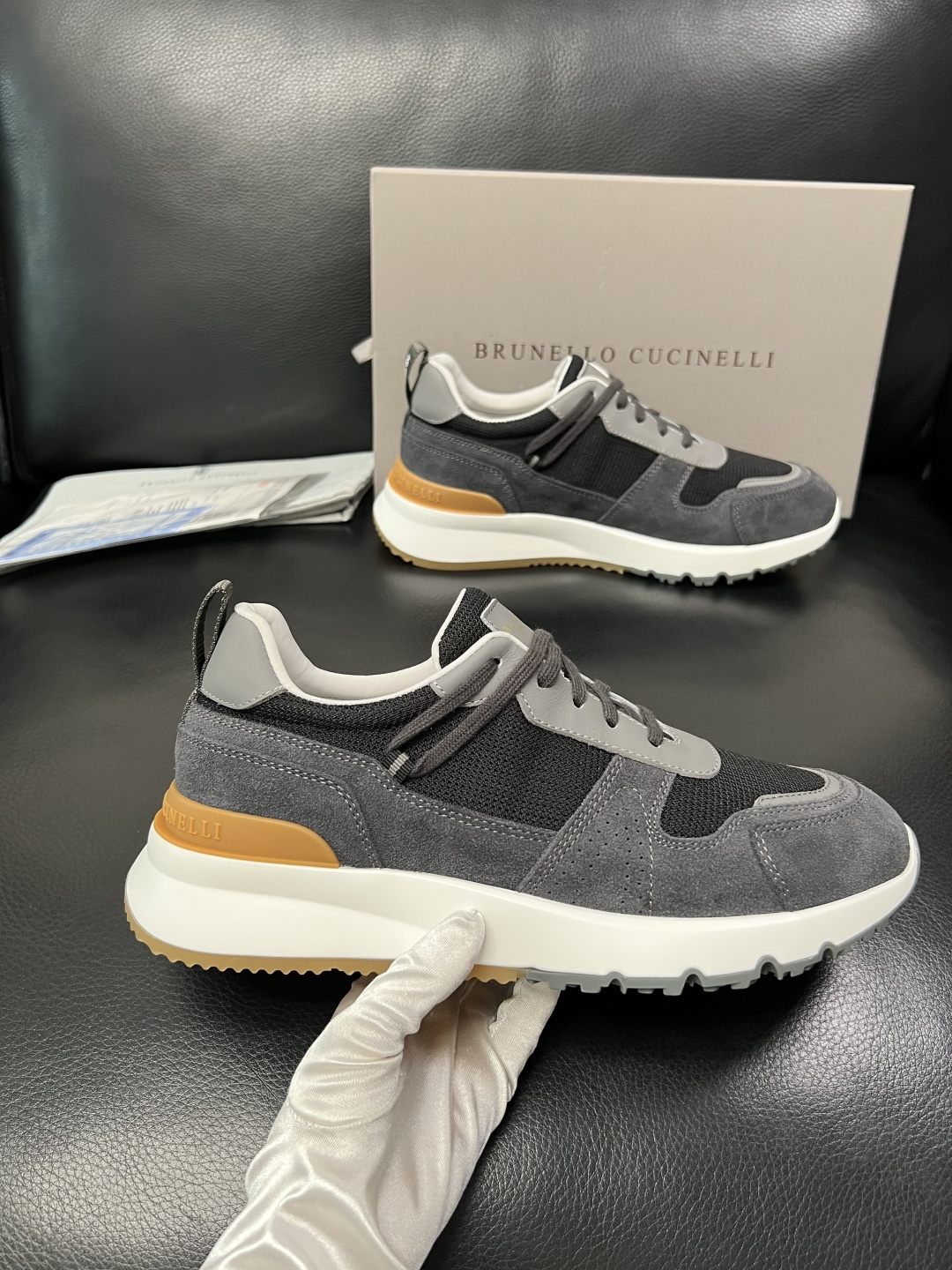 Brunello Cucinelli 高品质 顶级工艺品 BC 专柜同步原厂配置，意大利进口牛皮面料牛内