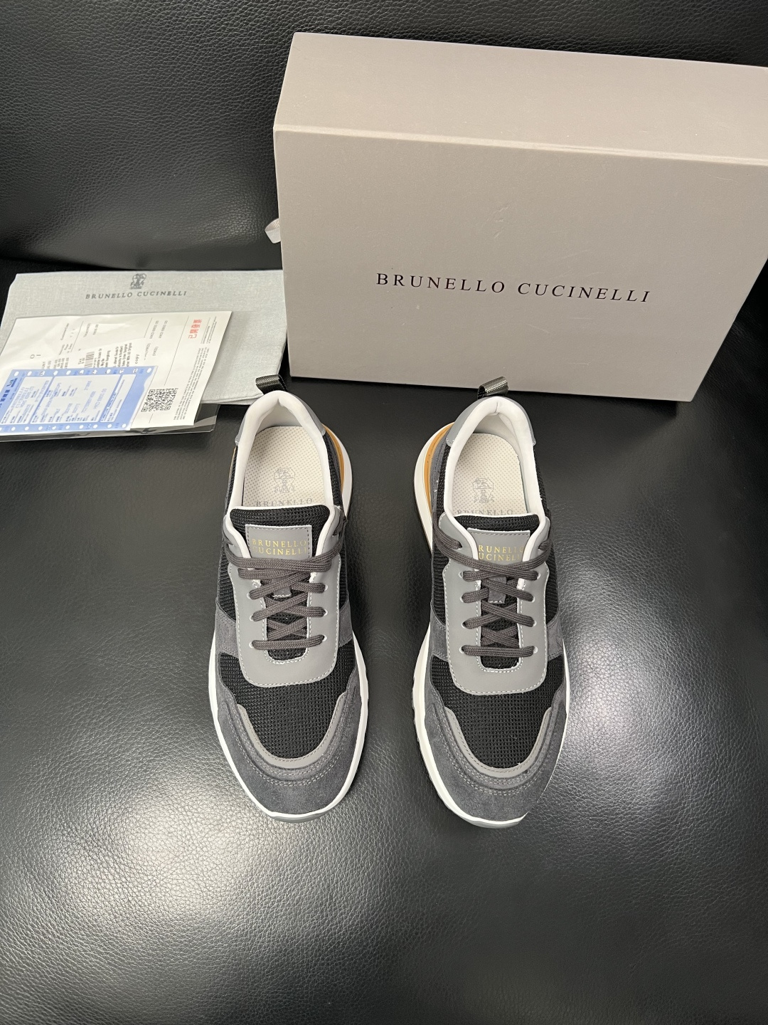 Brunello Cucinelli 高品质 顶级工艺品 BC 专柜同步原厂配置，意大利进口牛皮面料牛内