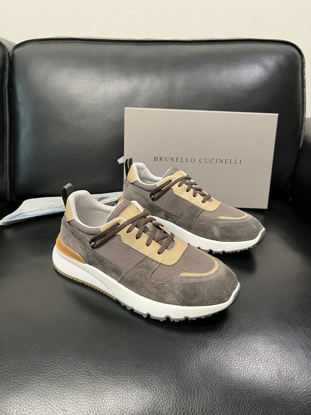 Brunello Cucinelli 高品质 顶级工艺品 BC 专柜同步原厂配置，意大利进口牛皮面料牛内