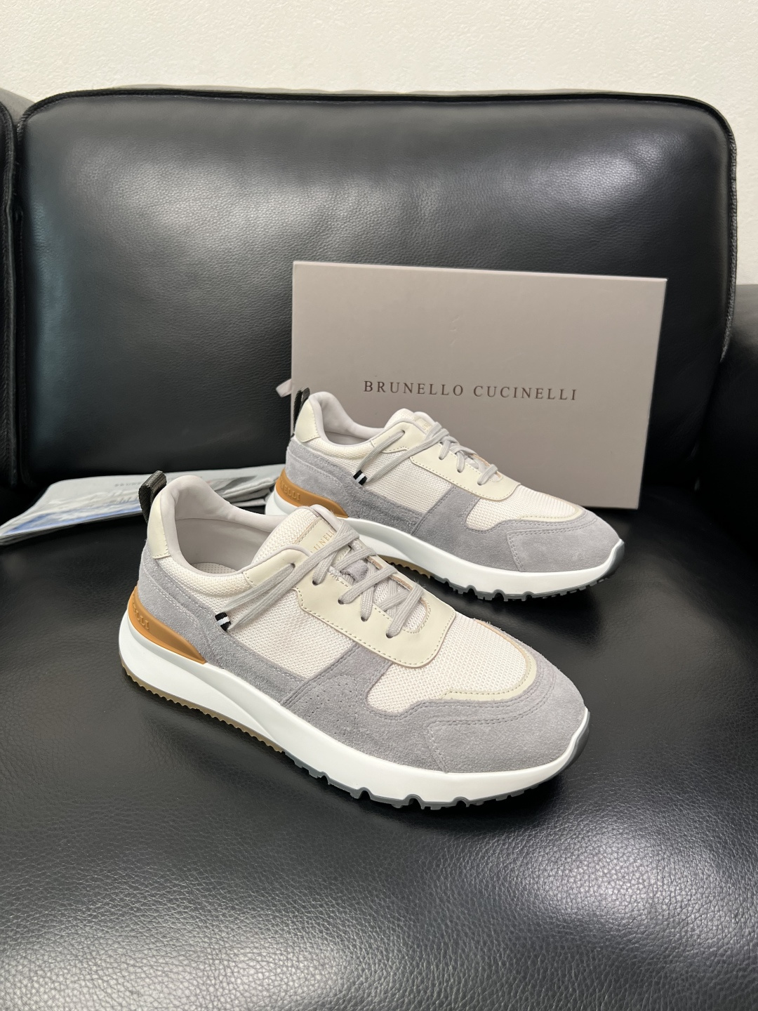 Brunello Cucinelli 高品质 顶级工艺品 BC 专柜同步原厂配置，意大利进口牛皮面料牛内