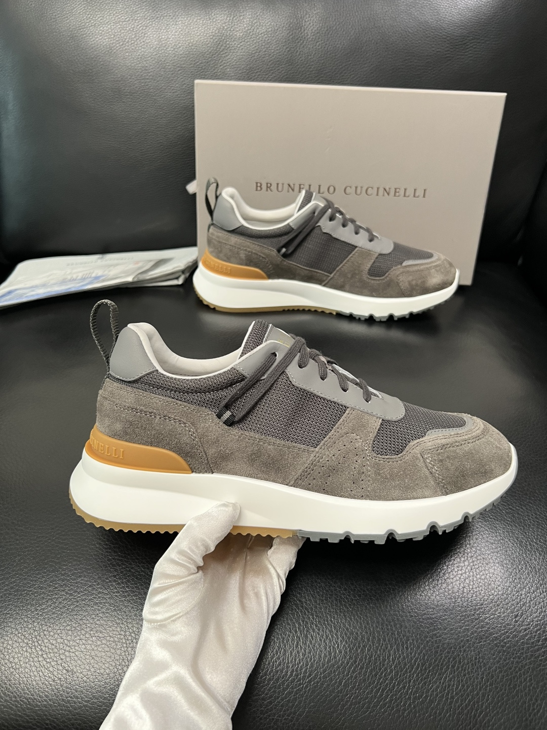 Brunello Cucinelli 高品质 顶级工艺品 BC 专柜同步原厂配置，意大利进口牛皮面料牛内