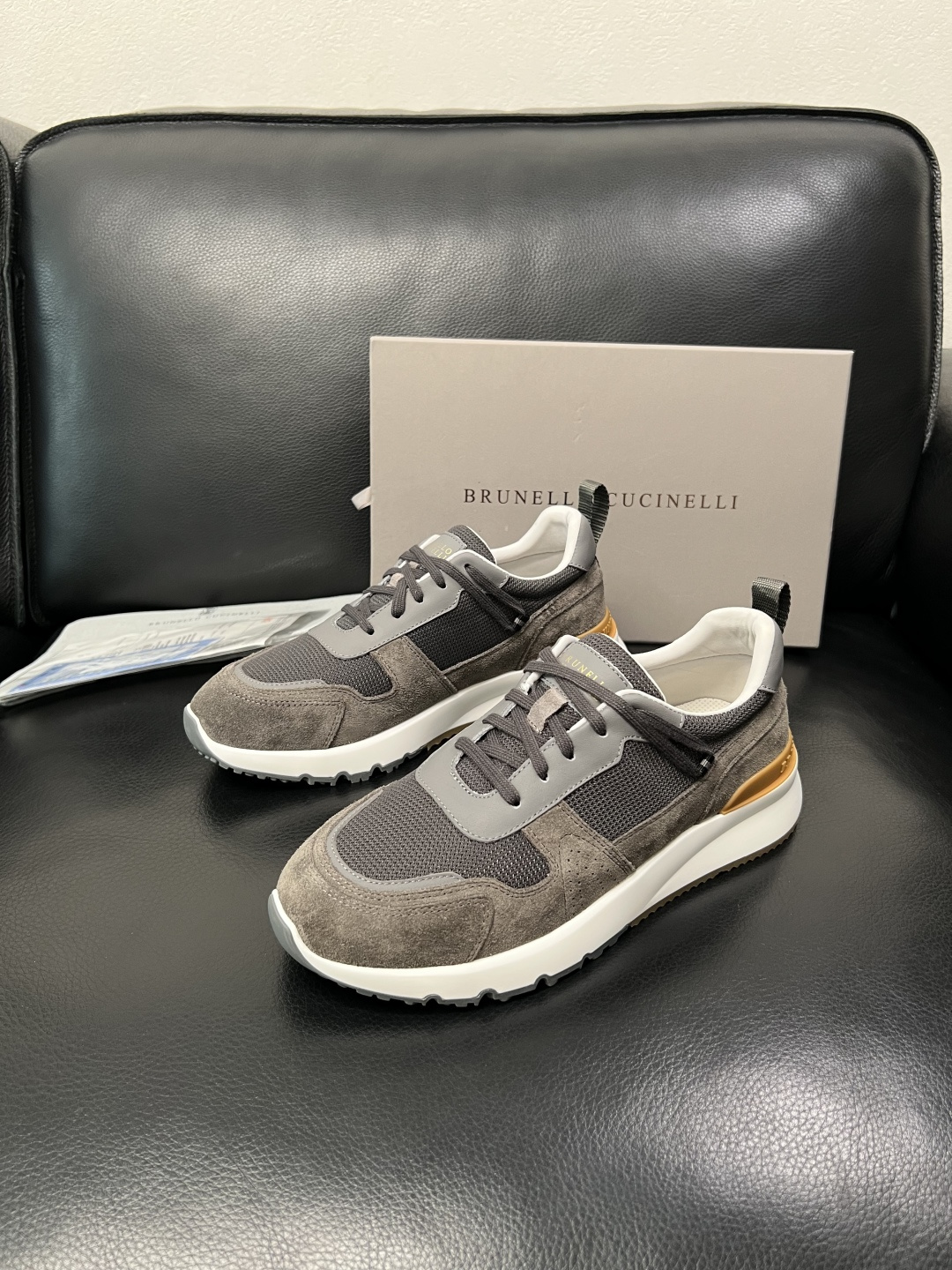 Brunello Cucinelli 高品质 顶级工艺品 BC 专柜同步原厂配置，意大利进口牛皮面料牛内