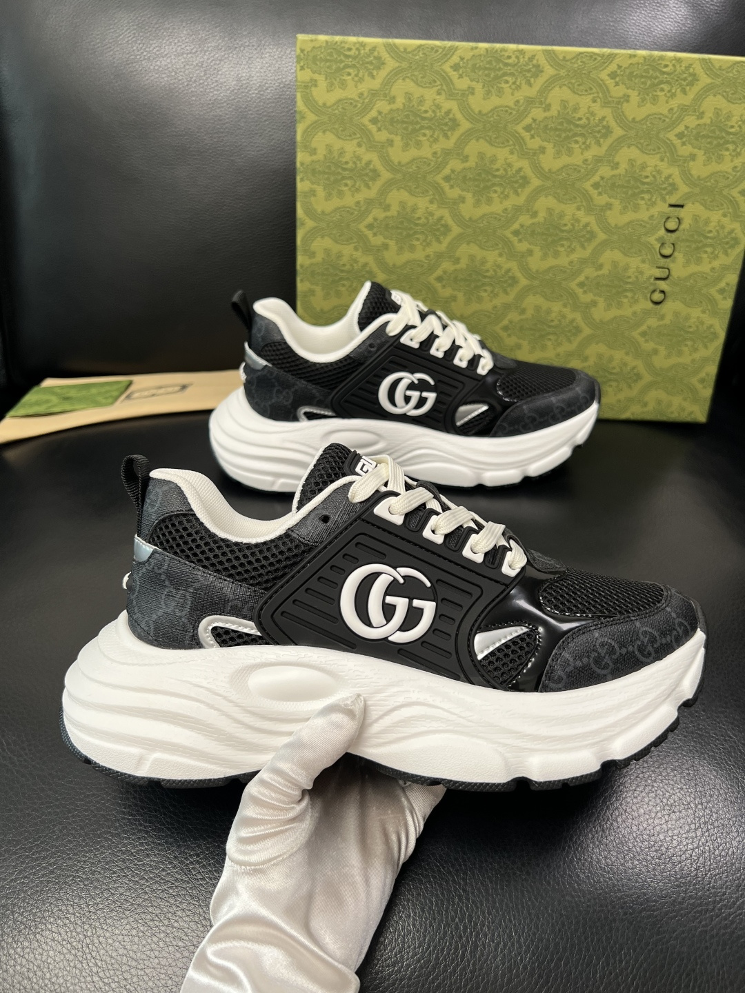 Gucci 高品质 顶级工艺品 古奇 专柜新款原厂配置，意大利进口牛皮搭配印花面料，进口牛皮内里垫，透气