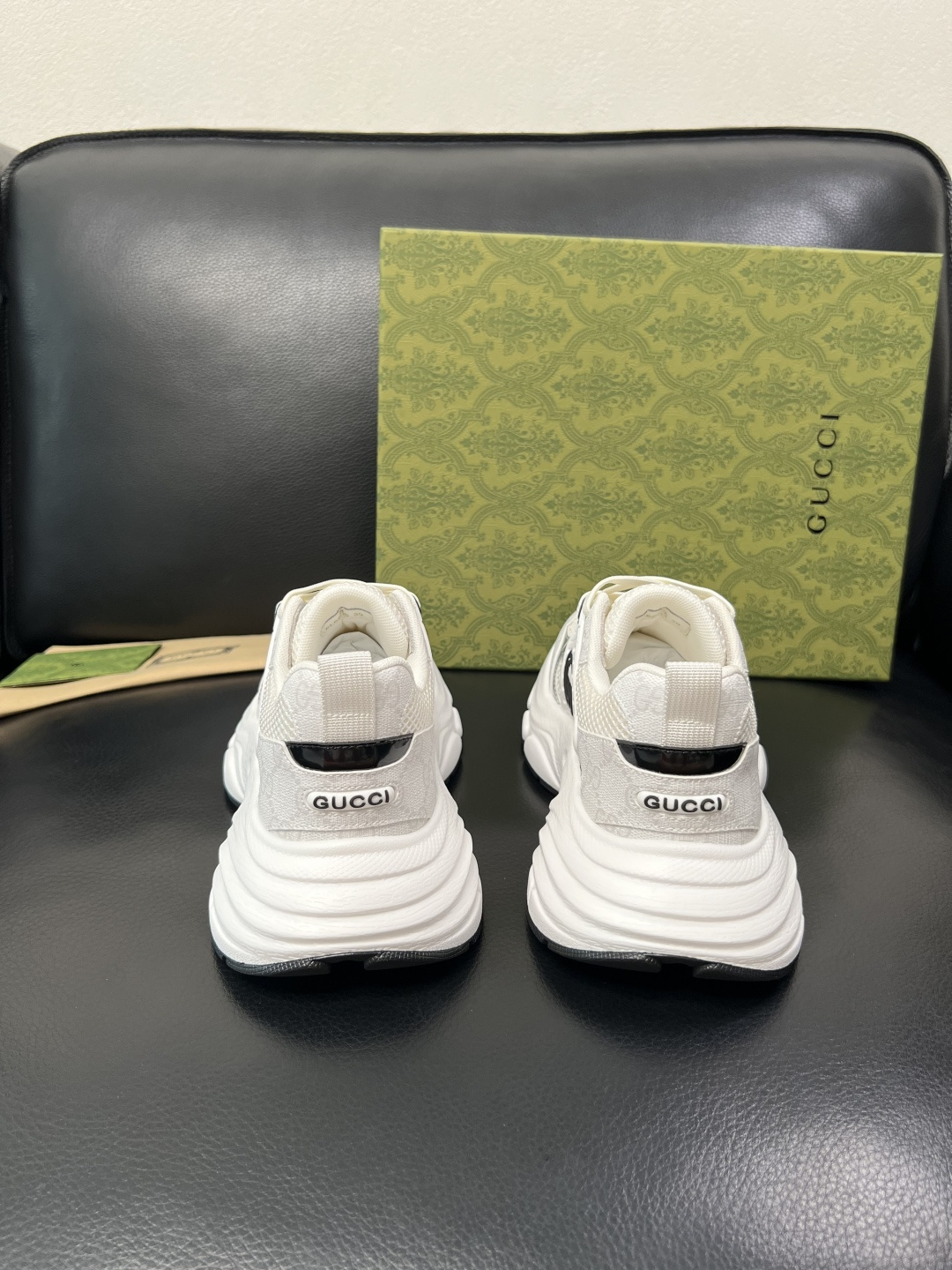 Gucci 高品质 顶级工艺品 古奇 专柜新款原厂配置，意大利进口牛皮搭配印花面料，进口牛皮内里垫，透气