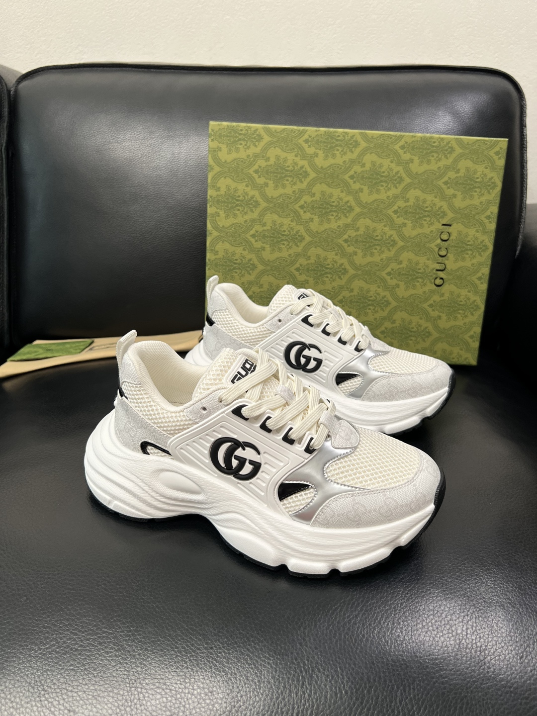 Gucci 高品质 顶级工艺品 古奇 专柜新款原厂配置，意大利进口牛皮搭配印花面料，进口牛皮内里垫，透气