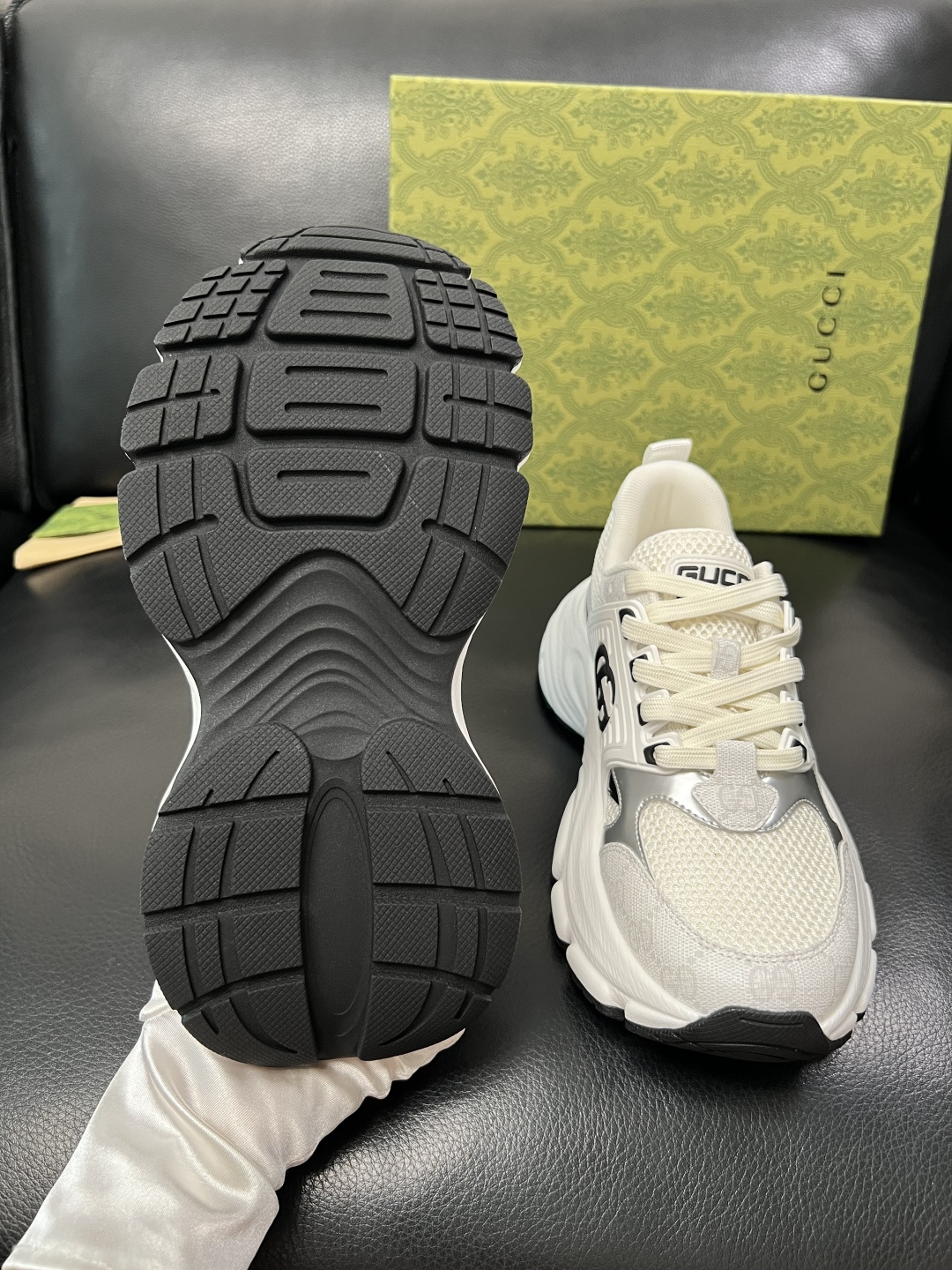 Gucci 高品质 顶级工艺品 古奇 专柜新款原厂配置，意大利进口牛皮搭配印花面料，进口牛皮内里垫，透气