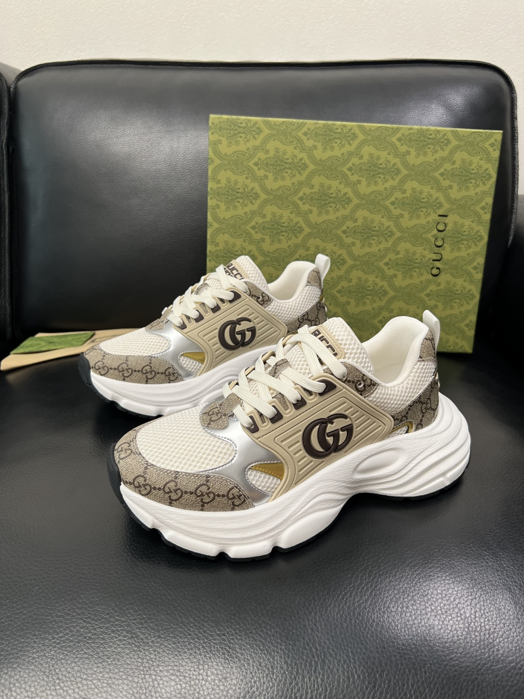 Gucci 高品质 顶级工艺品 古奇 专柜新款原厂配置，意大利进口牛皮搭配印花面料，进口牛皮内里垫，透气