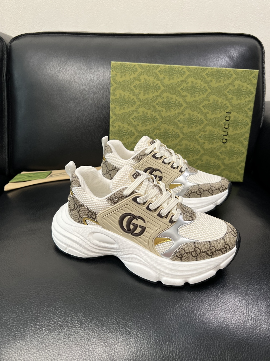 Gucci 高品质 顶级工艺品 古奇 专柜新款原厂配置，意大利进口牛皮搭配印花面料，进口牛皮内里垫，透气