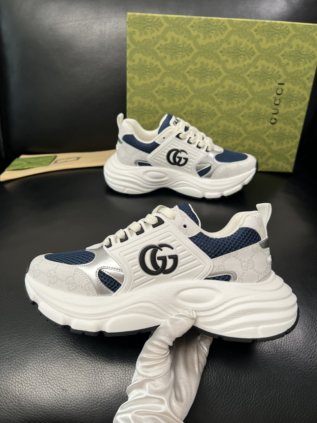 Gucci 高品质 顶级工艺品 古奇 专柜新款原厂配置，意大利进口牛皮搭配印花面料，进口牛皮内里垫，透气