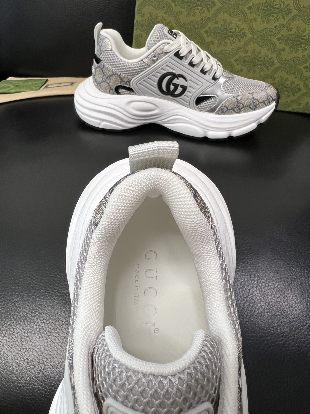 Gucci 高品质 顶级工艺品 古奇 专柜新款原厂配置，意大利进口牛皮搭配印花面料，进口牛皮内里垫，透气