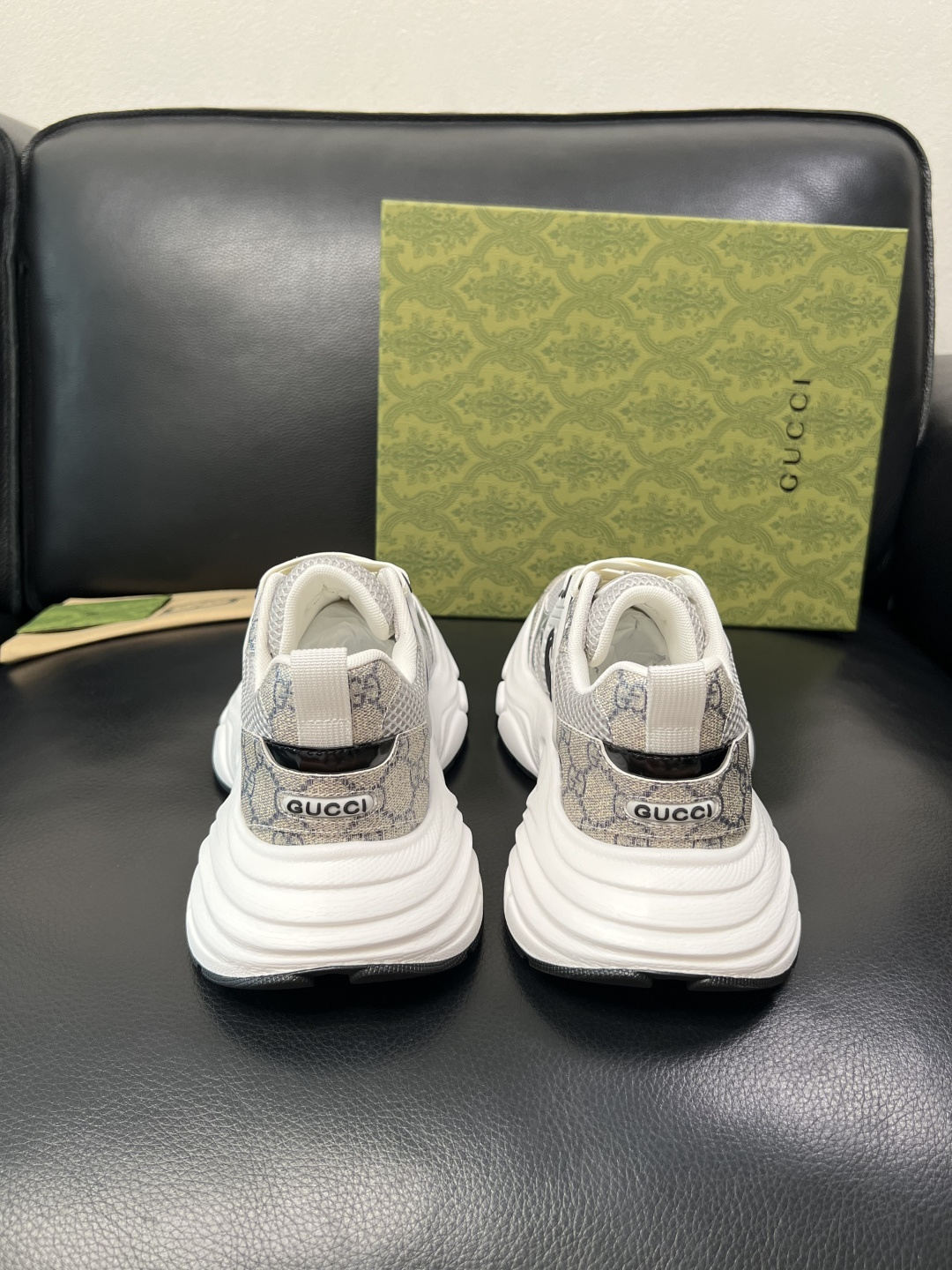 Gucci 高品质 顶级工艺品 古奇 专柜新款原厂配置，意大利进口牛皮搭配印花面料，进口牛皮内里垫，透气