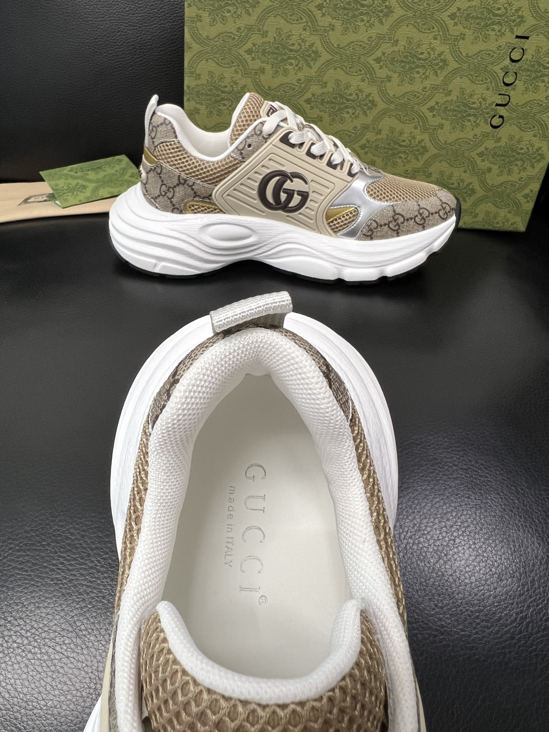 Gucci 高品质 顶级工艺品 古奇 专柜新款原厂配置，意大利进口牛皮搭配印花面料，进口牛皮内里垫，透气