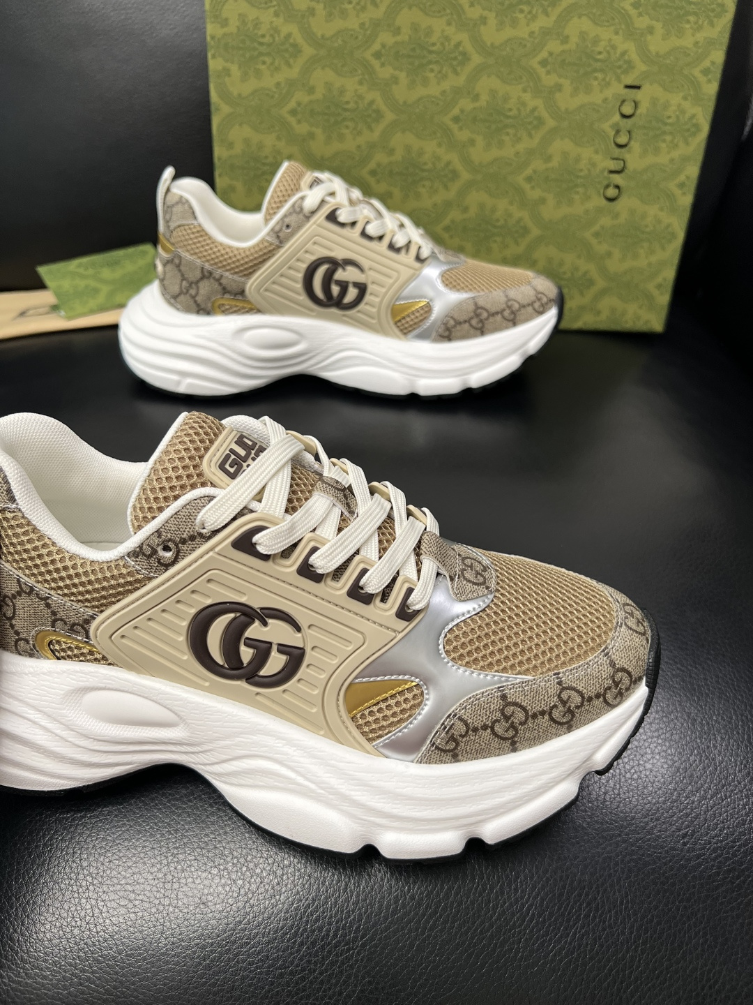 Gucci 高品质 顶级工艺品 古奇 专柜新款原厂配置，意大利进口牛皮搭配印花面料，进口牛皮内里垫，透气