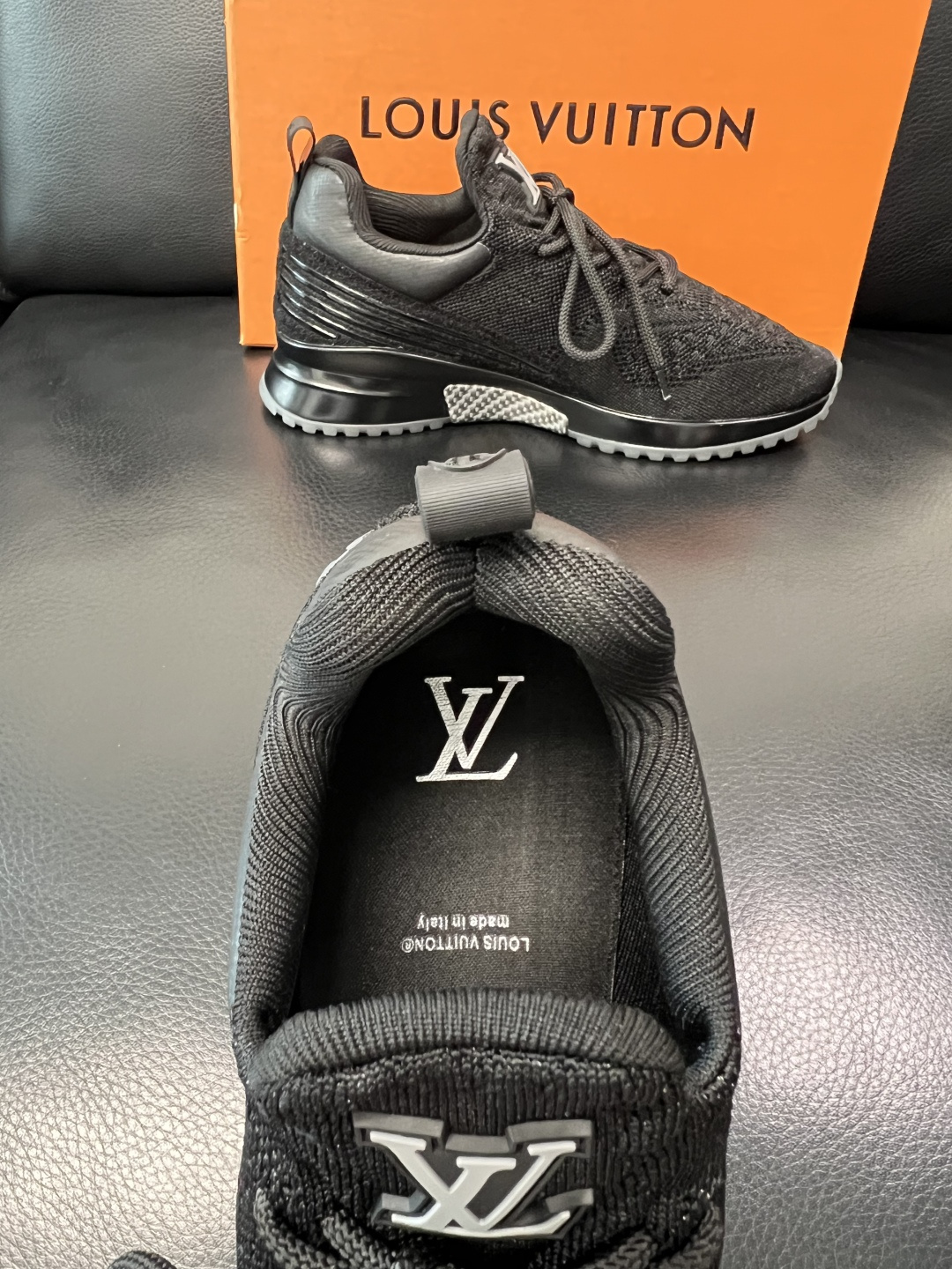 Lv  高品质  顶级工艺品  路易威登，运动板鞋专柜同步，鞋面意大利进口飞织面料，高品质拼接缤纷色彩复
