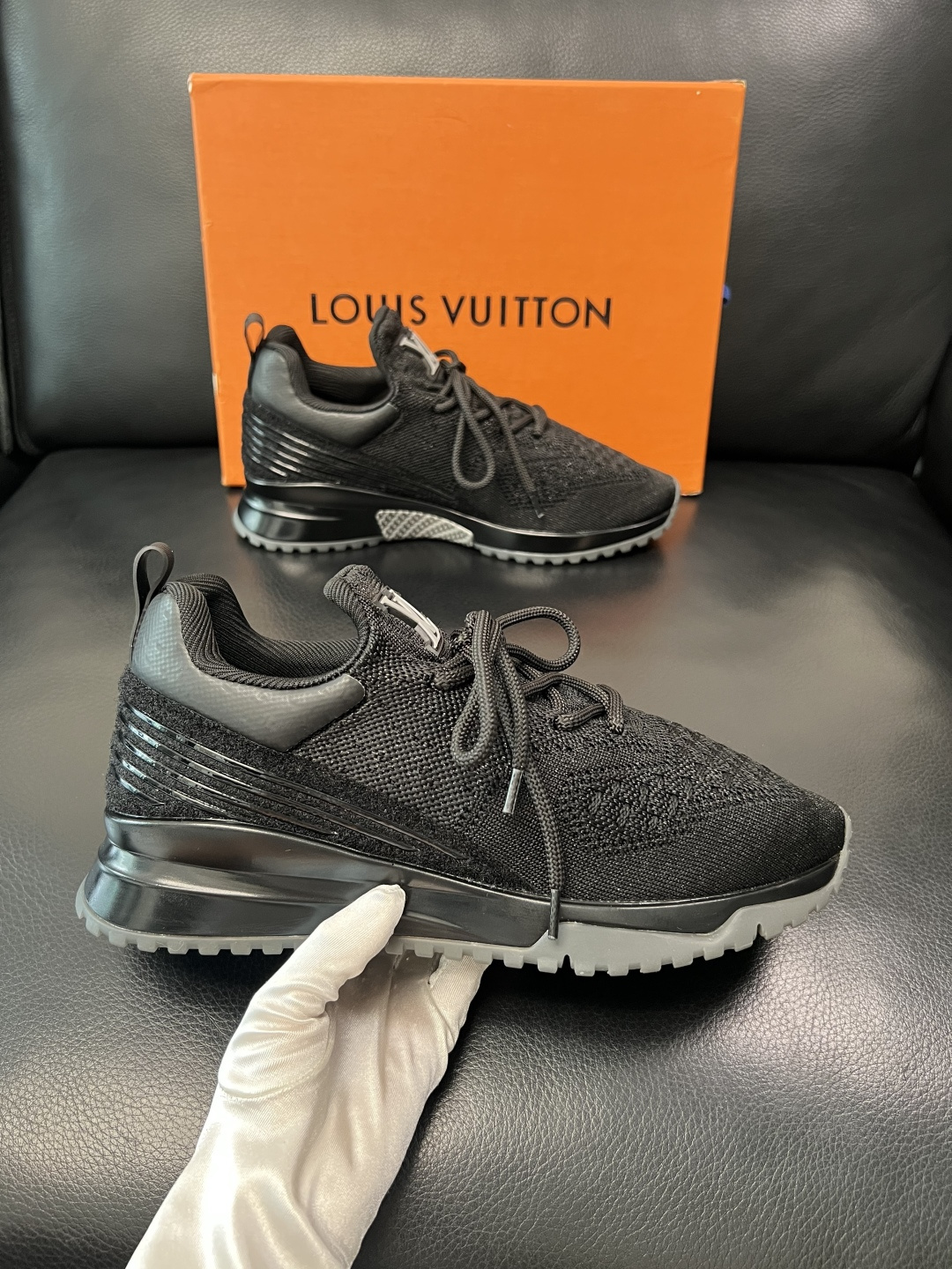 Lv  高品质  顶级工艺品  路易威登，运动板鞋专柜同步，鞋面意大利进口飞织面料，高品质拼接缤纷色彩复