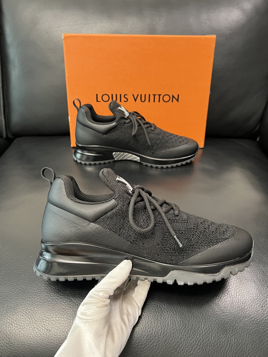 Lv  高品质  顶级工艺品  路易威登，运动板鞋专柜同步，鞋面意大利进口飞织面料，高品质拼接缤纷色彩复