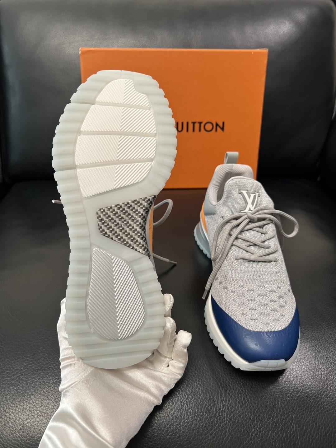 Lv  高品质  顶级工艺品  路易威登，运动板鞋专柜同步，鞋面意大利进口飞织面料，高品质拼接缤纷色彩复
