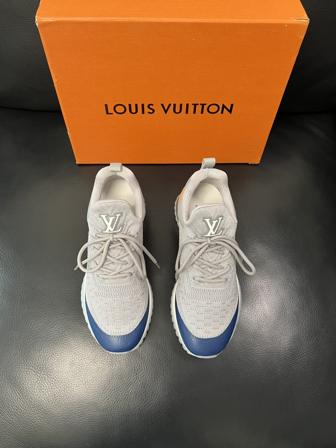 Lv  高品质  顶级工艺品  路易威登，运动板鞋专柜同步，鞋面意大利进口飞织面料，高品质拼接缤纷色彩复