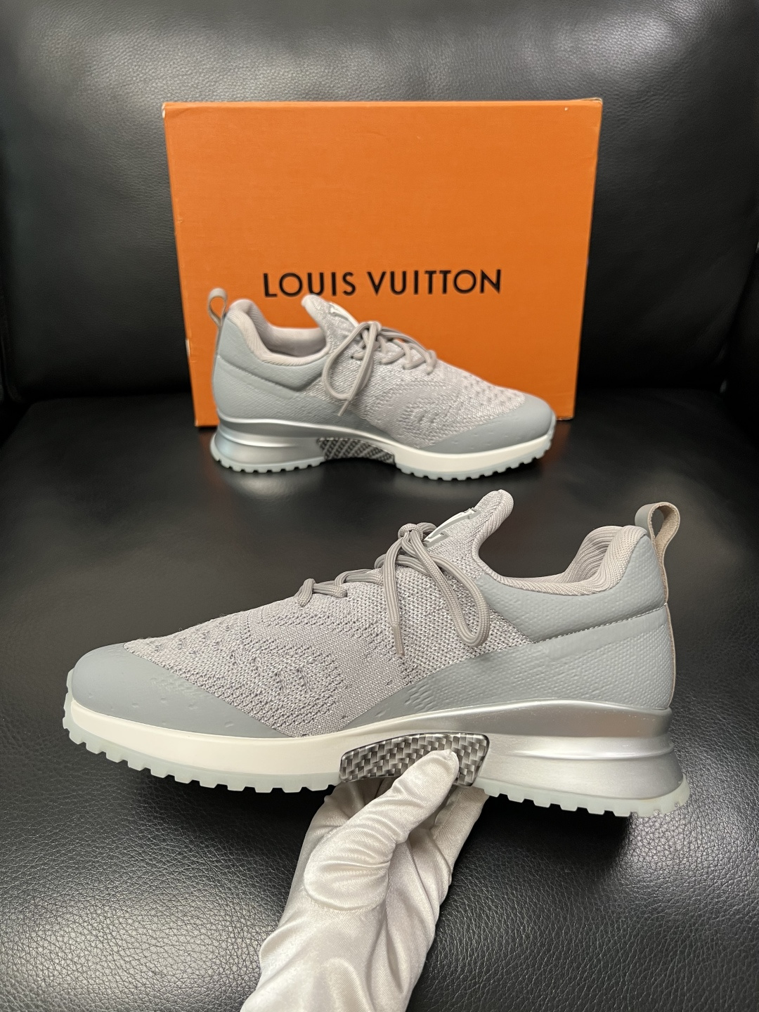 Lv  高品质  顶级工艺品  路易威登，运动板鞋专柜同步，鞋面意大利进口飞织面料，高品质拼接缤纷色彩复
