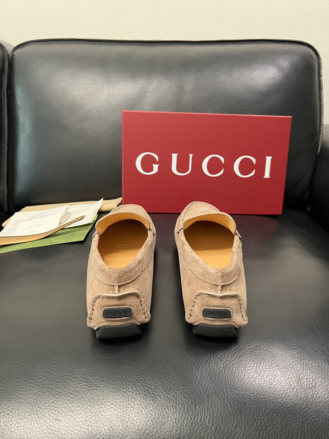 Gucci 高品质  顶级工艺品  古奇  豆豆鞋专柜经典款原厂配置，意大利进口牛皮面料，进口牛皮内里垫