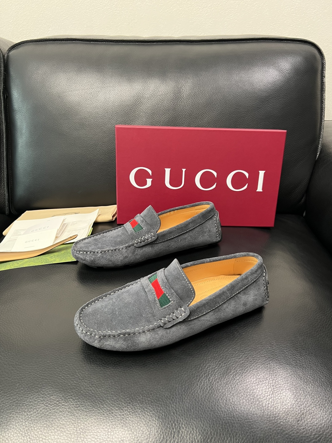 Gucci 高品质  顶级工艺品  古奇  豆豆鞋专柜经典款原厂配置，意大利进口牛皮面料，进口牛皮内里垫