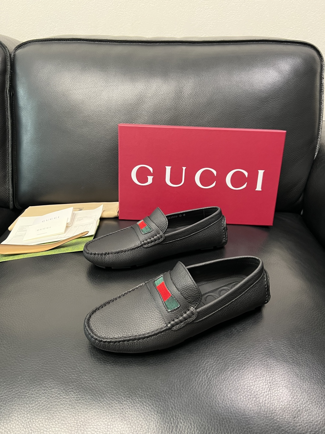 Gucci 高品质  顶级工艺品  古奇  豆豆鞋专柜经典款原厂配置，意大利进口牛皮面料，进口牛皮内里垫