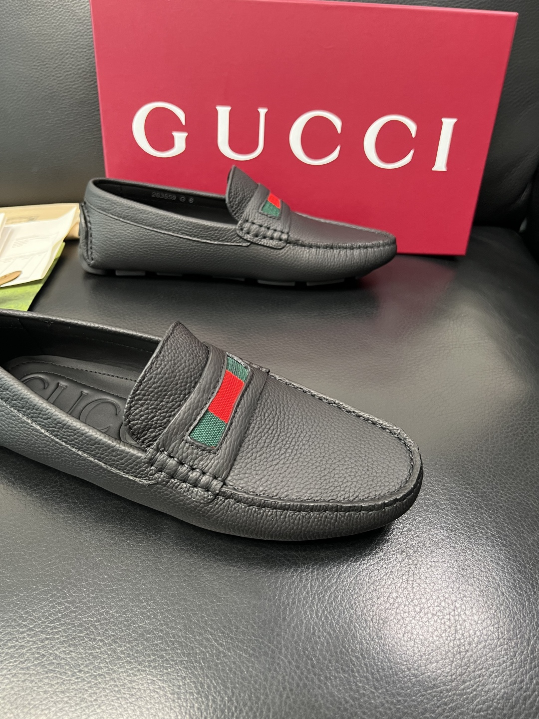 Gucci 高品质  顶级工艺品  古奇  豆豆鞋专柜经典款原厂配置，意大利进口牛皮面料，进口牛皮内里垫