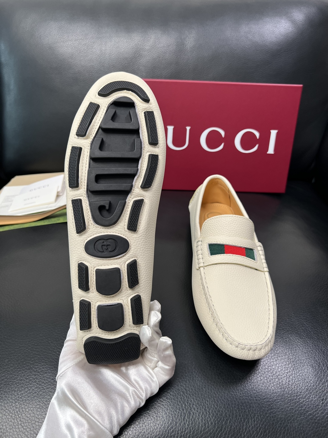 Gucci 高品质  顶级工艺品  古奇  豆豆鞋专柜经典款原厂配置，意大利进口牛皮面料，进口牛皮内里垫