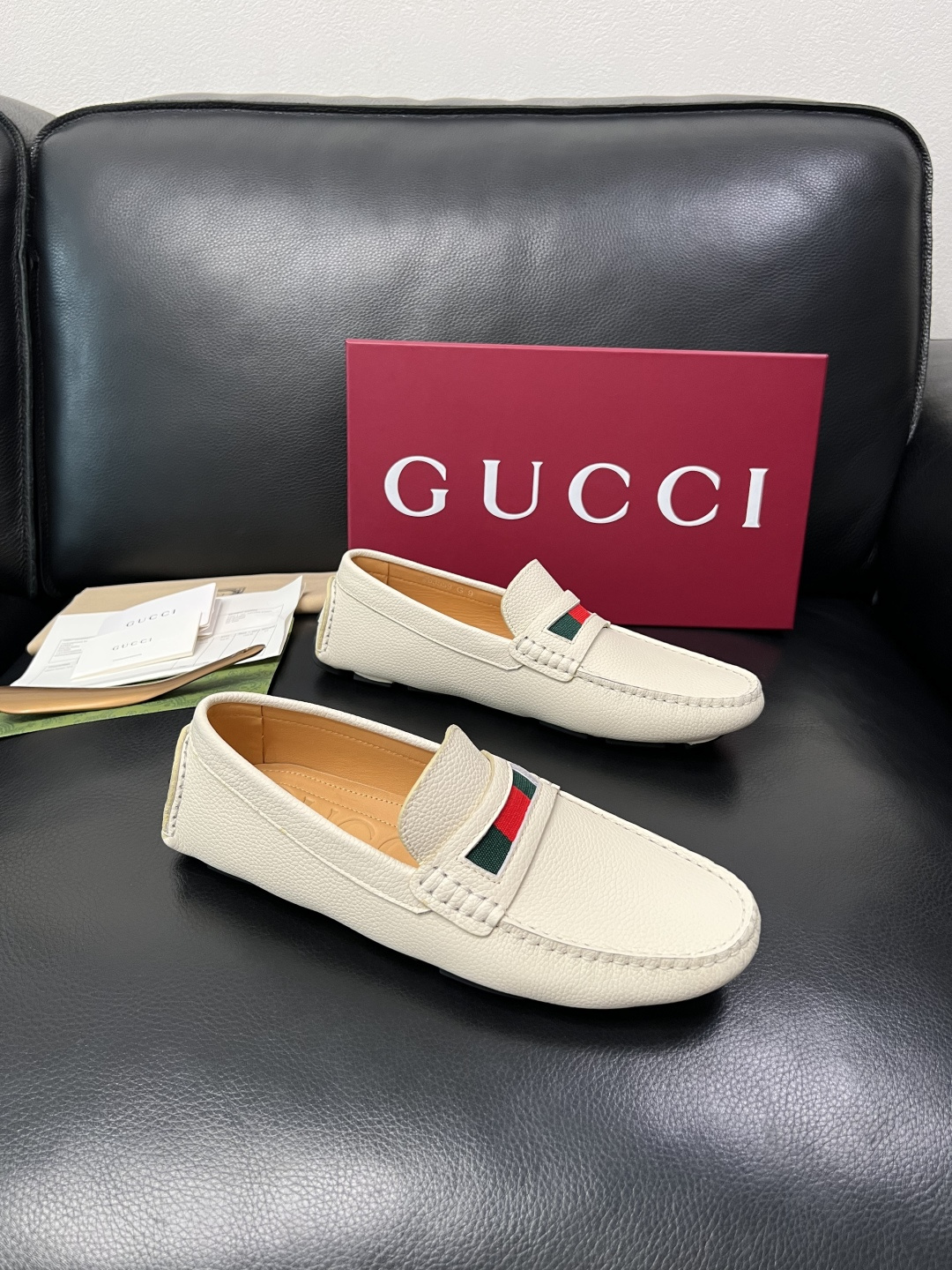 Gucci 高品质  顶级工艺品  古奇  豆豆鞋专柜经典款原厂配置，意大利进口牛皮面料，进口牛皮内里垫