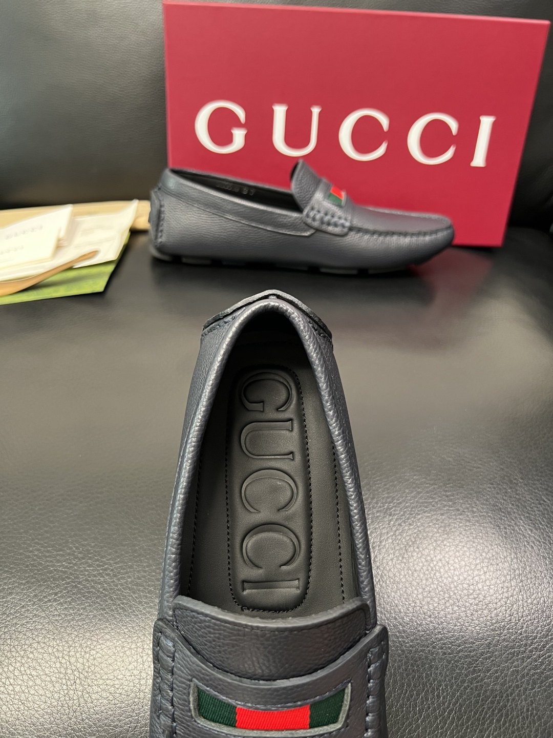 Gucci 高品质  顶级工艺品  古奇  豆豆鞋专柜经典款原厂配置，意大利进口牛皮面料，进口牛皮内里垫