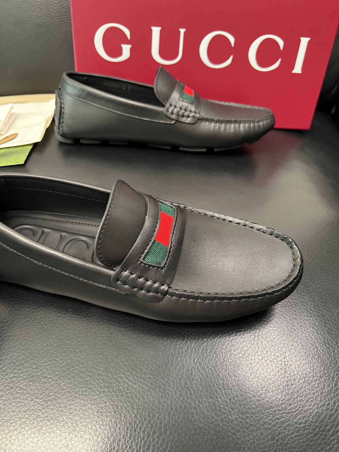Gucci 高品质  顶级工艺品  古奇  豆豆鞋专柜经典款原厂配置，意大利进口牛皮面料，进口牛皮内里垫