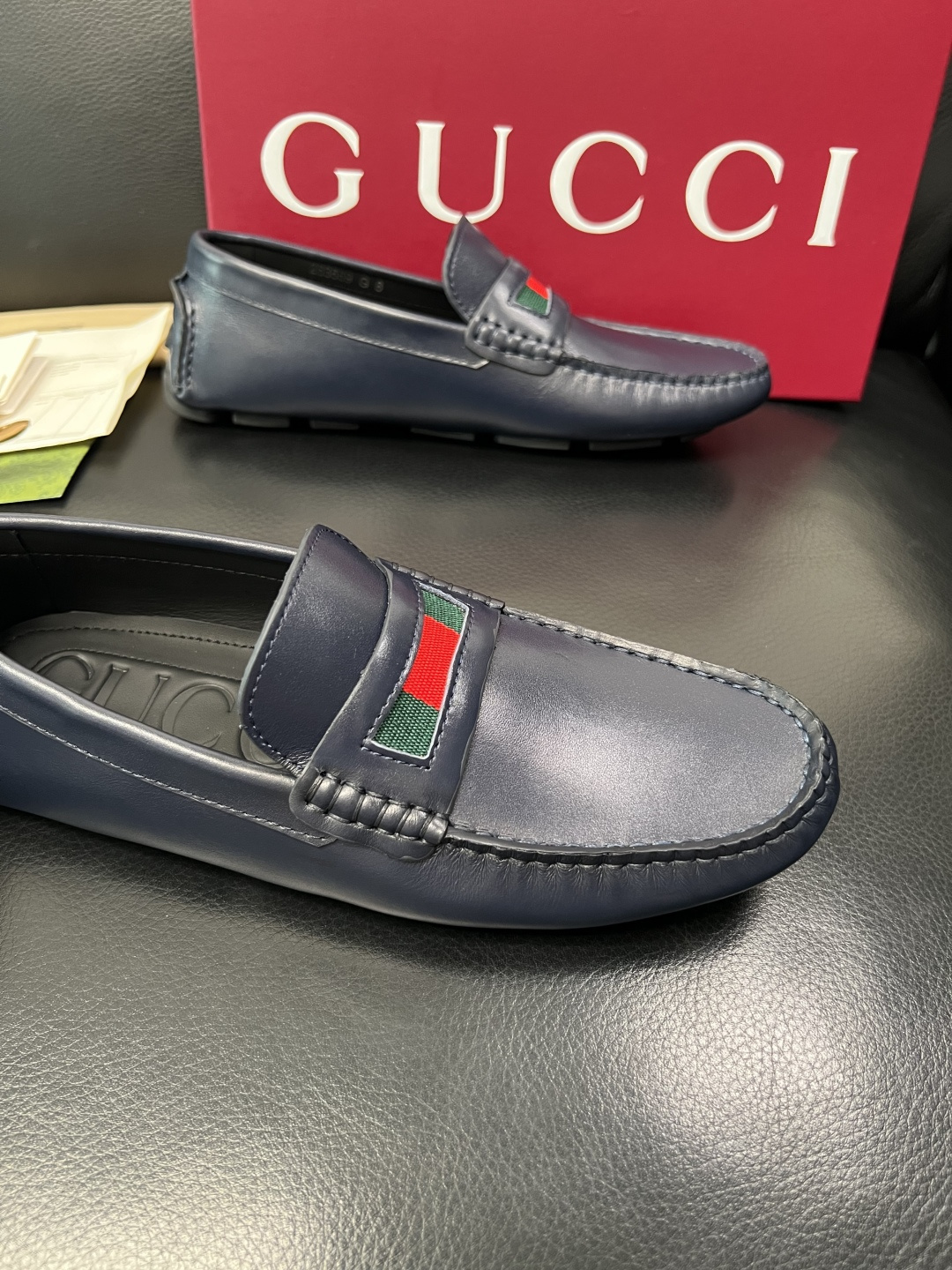 Gucci 高品质  顶级工艺品  古奇  豆豆鞋专柜经典款原厂配置，意大利进口牛皮面料，进口牛皮内里垫