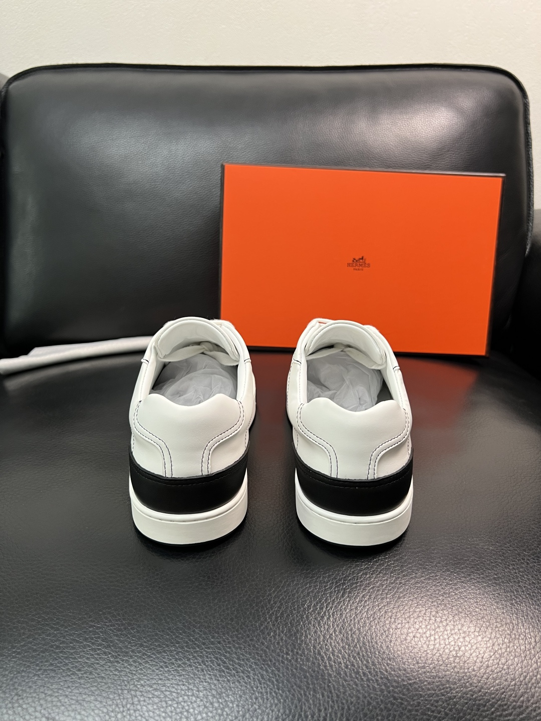 Hermes  高品质  顶级工艺品  爱马仕 专柜同步发售原厂配置，意大利进口原版牛皮面料，高品质拼接