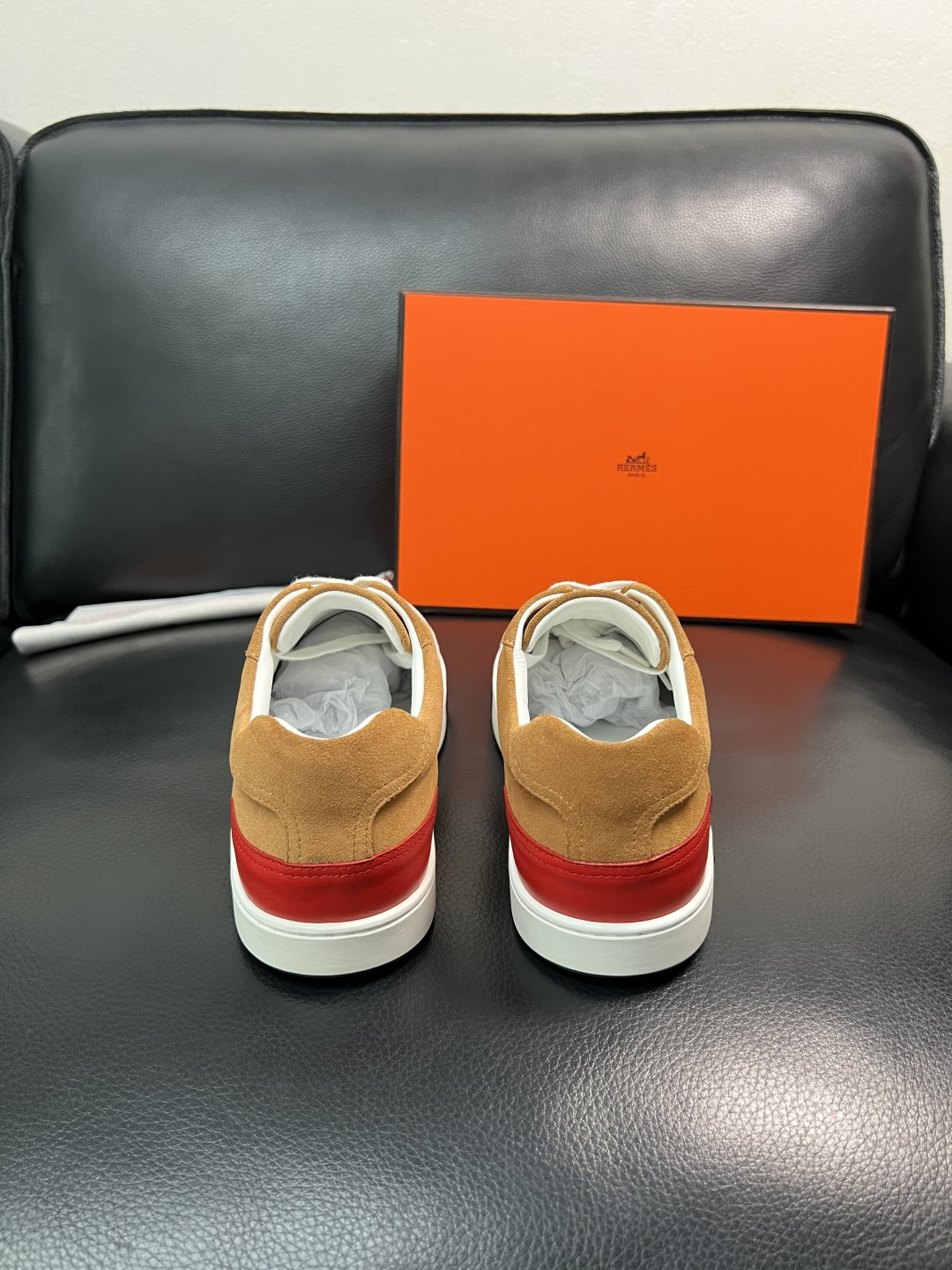 Hermes  高品质  顶级工艺品  爱马仕 专柜同步发售原厂配置，意大利进口原版牛皮面料，高品质拼接
