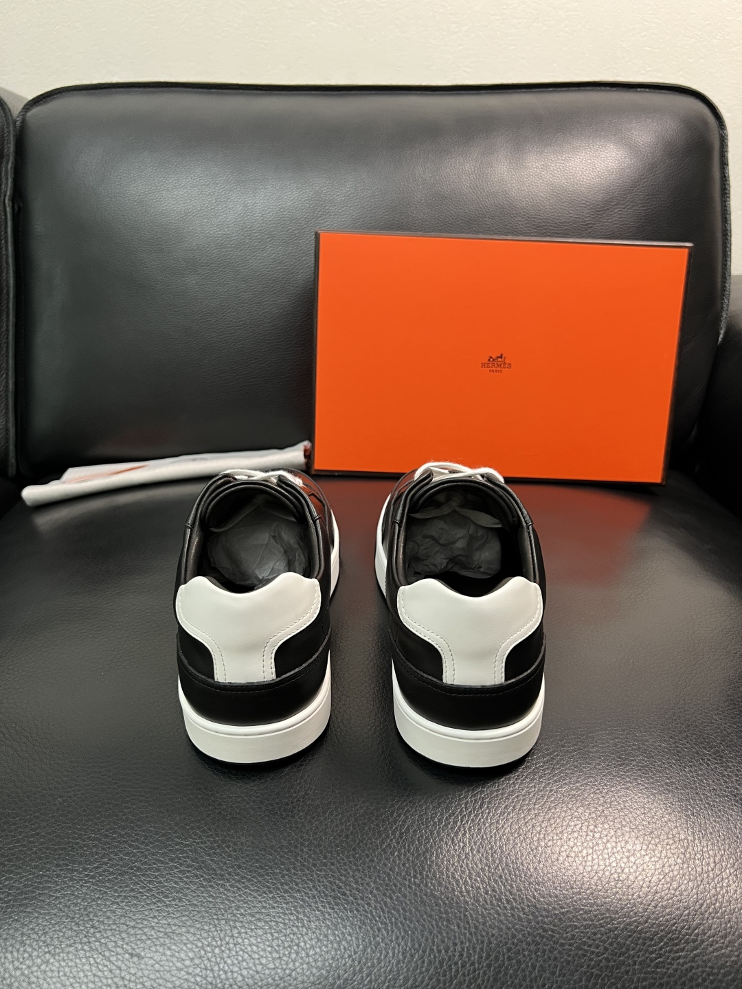 Hermes  高品质  顶级工艺品  爱马仕 专柜同步发售原厂配置，意大利进口原版牛皮面料，高品质拼接