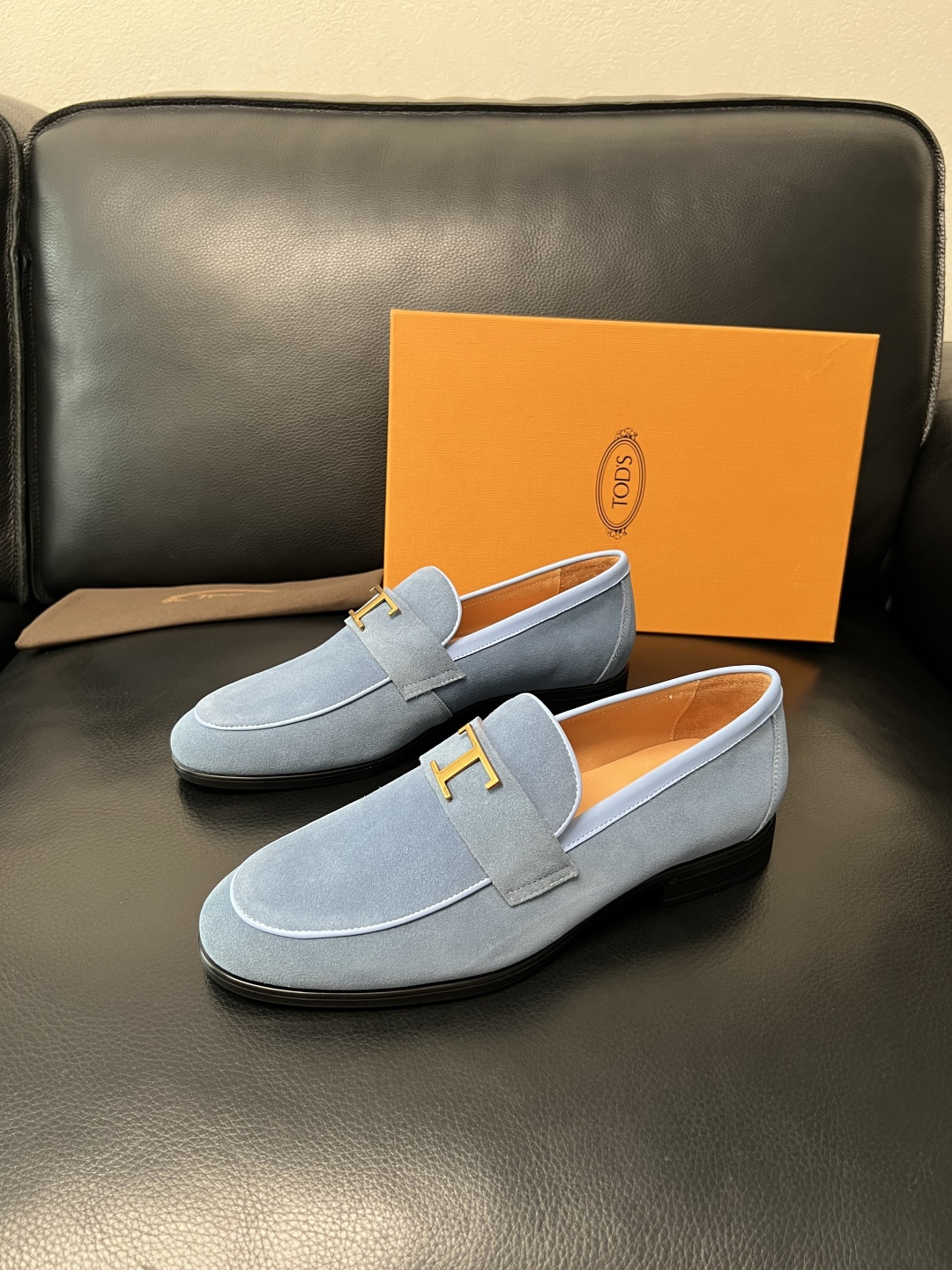 Tods  高品质  顶级工艺品  托德斯  皮鞋专柜新款，原厂配置意大利进口牛皮面料，高品质复杂拼接工