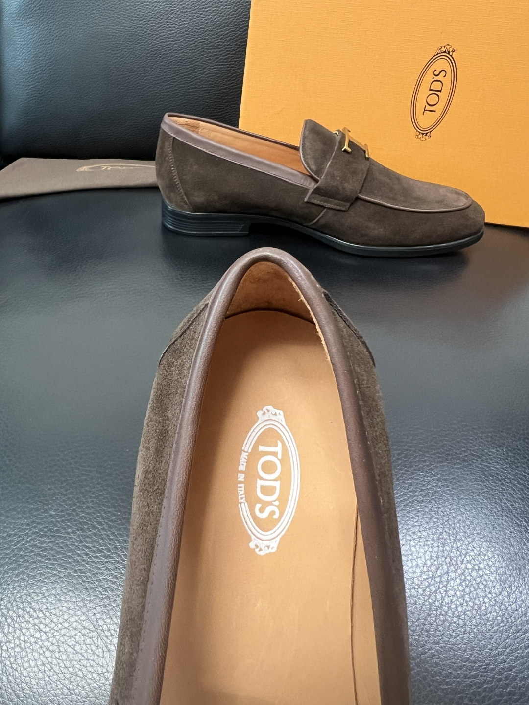 Tods  高品质  顶级工艺品  托德斯  皮鞋专柜新款，原厂配置意大利进口牛皮面料，高品质复杂拼接工