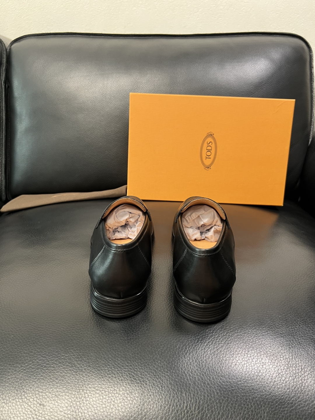 Tods  高品质  顶级工艺品  托德斯  皮鞋专柜新款，原厂配置意大利进口牛皮面料，高品质复杂拼接工