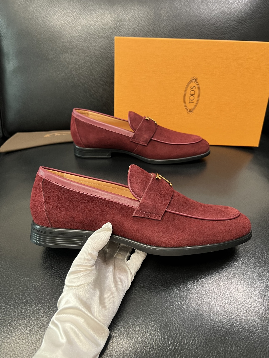 Tods  高品质  顶级工艺品  托德斯  皮鞋专柜新款，原厂配置意大利进口牛皮面料，高品质复杂拼接工