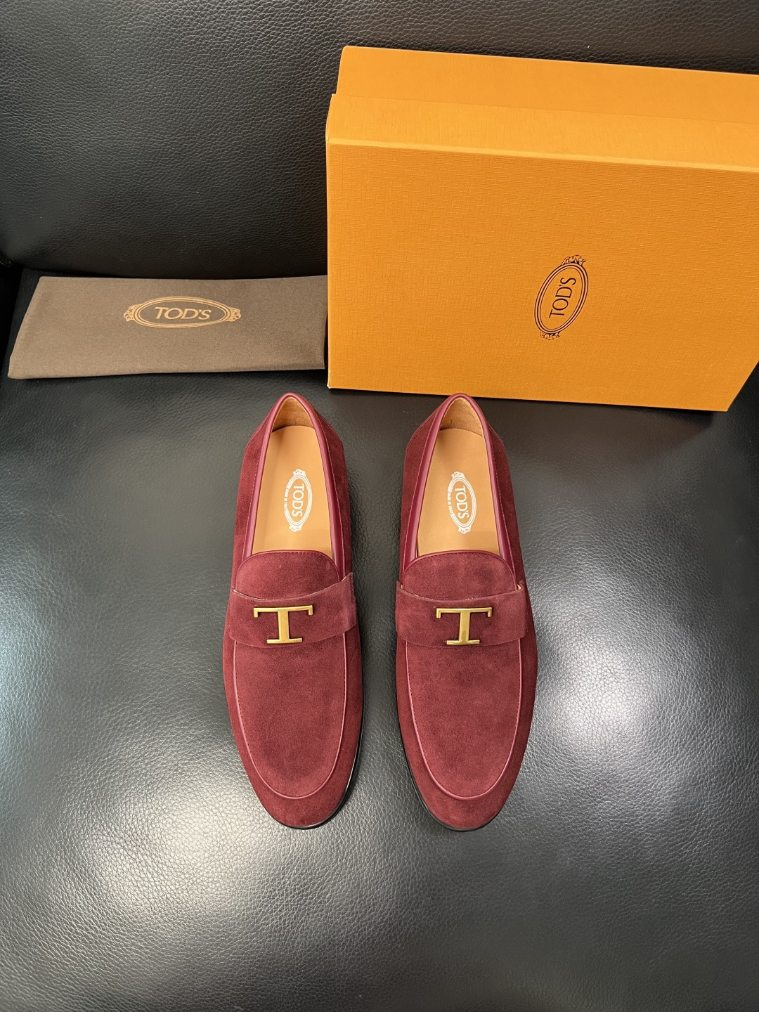 Tods  高品质  顶级工艺品  托德斯  皮鞋专柜新款，原厂配置意大利进口牛皮面料，高品质复杂拼接工