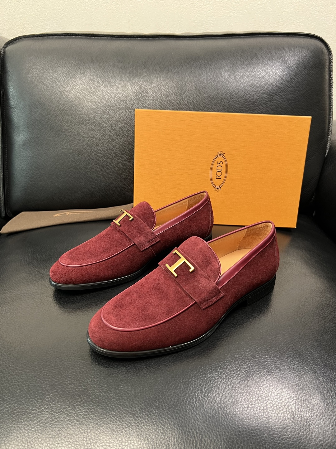 Tods  高品质  顶级工艺品  托德斯  皮鞋专柜新款，原厂配置意大利进口牛皮面料，高品质复杂拼接工