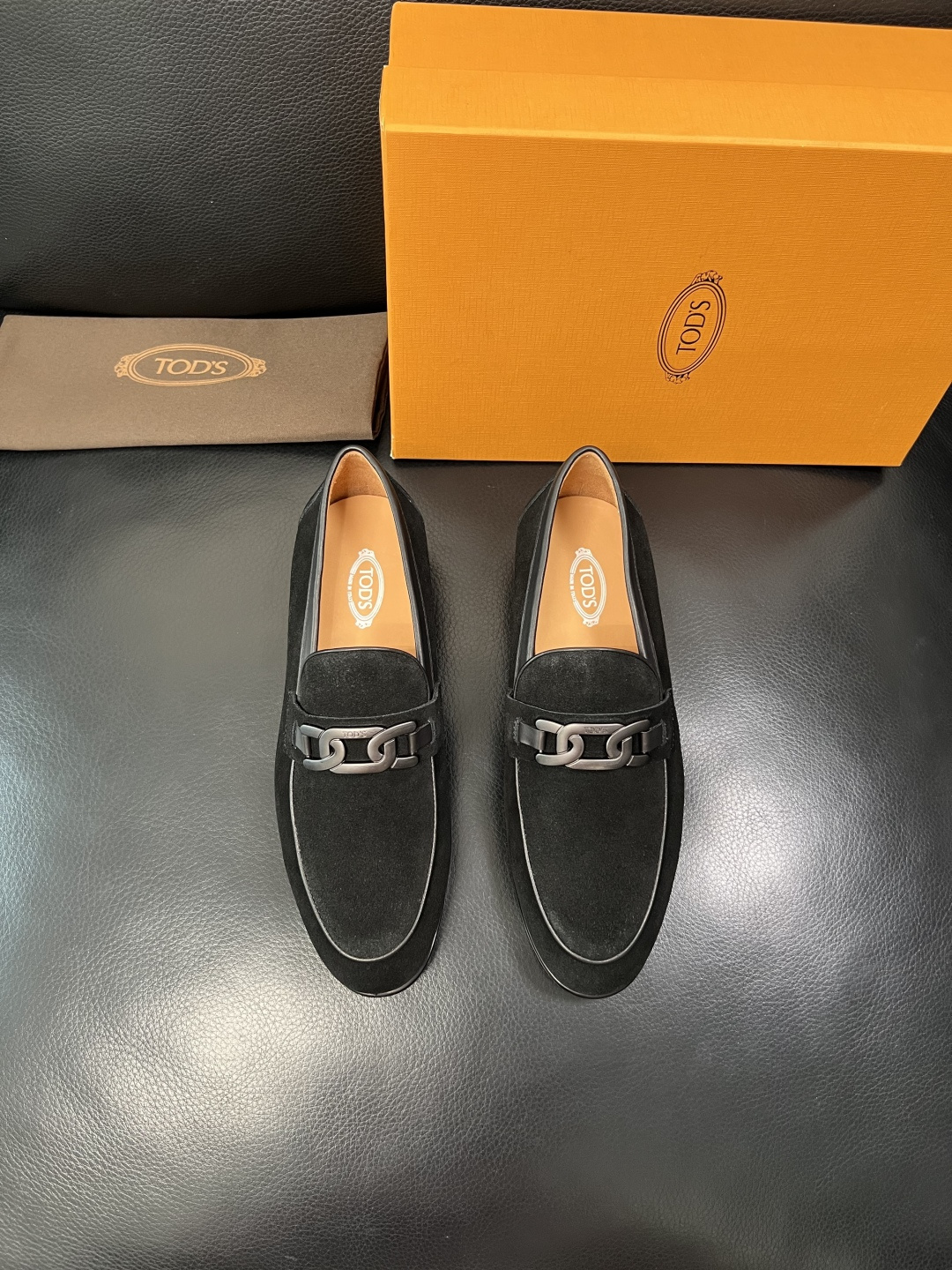 Tods  高品质  顶级工艺品  托德斯  皮鞋专柜新款，原厂配置意大利进口牛皮面料，高品质复杂拼接工