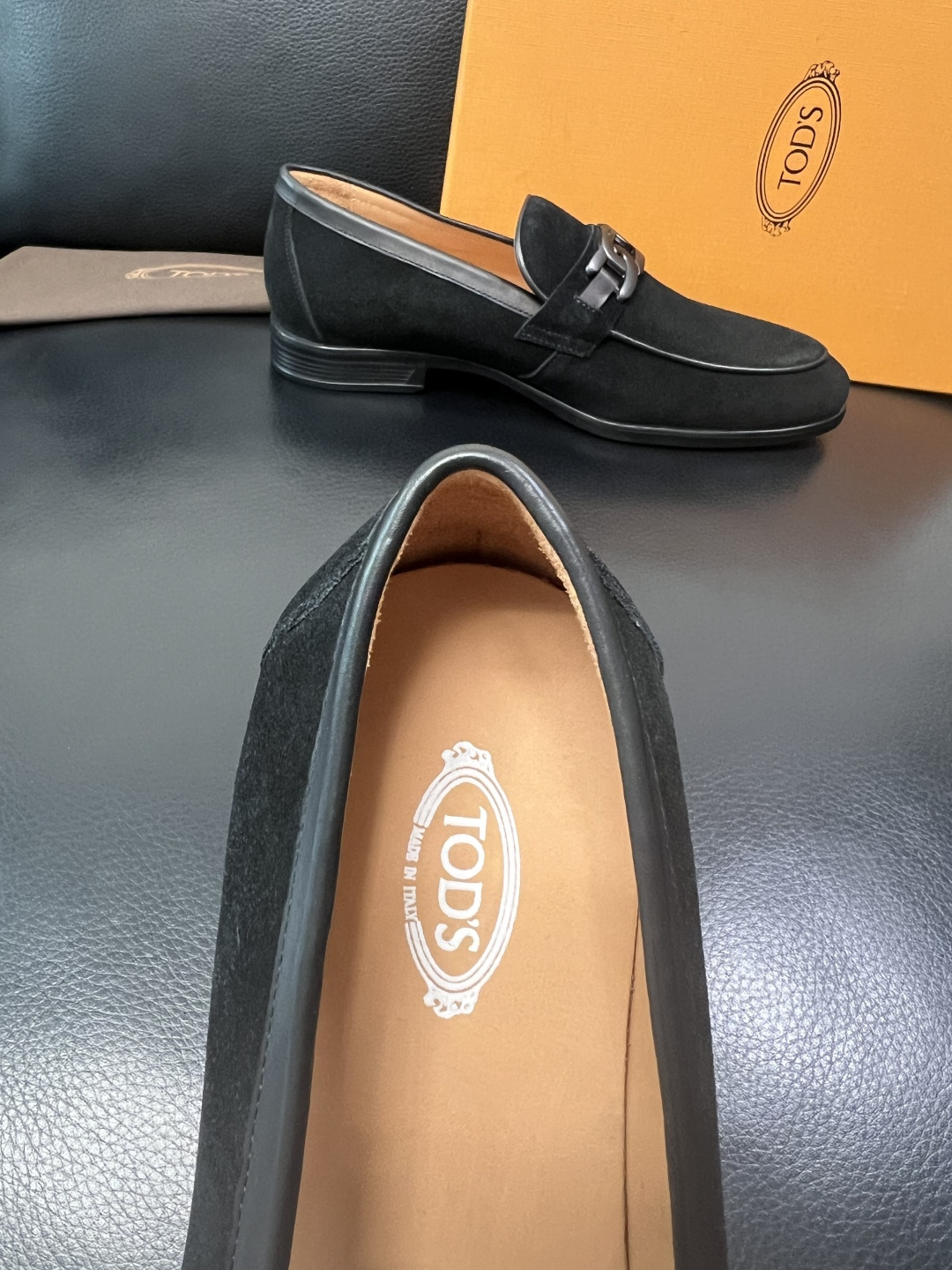 Tods  高品质  顶级工艺品  托德斯  皮鞋专柜新款，原厂配置意大利进口牛皮面料，高品质复杂拼接工
