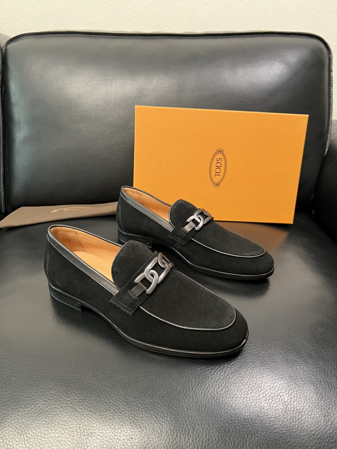 Tods  高品质  顶级工艺品  托德斯  皮鞋专柜新款，原厂配置意大利进口牛皮面料，高品质复杂拼接工