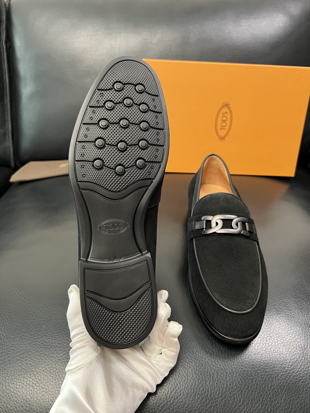 Tods  高品质  顶级工艺品  托德斯  皮鞋专柜新款，原厂配置意大利进口牛皮面料，高品质复杂拼接工