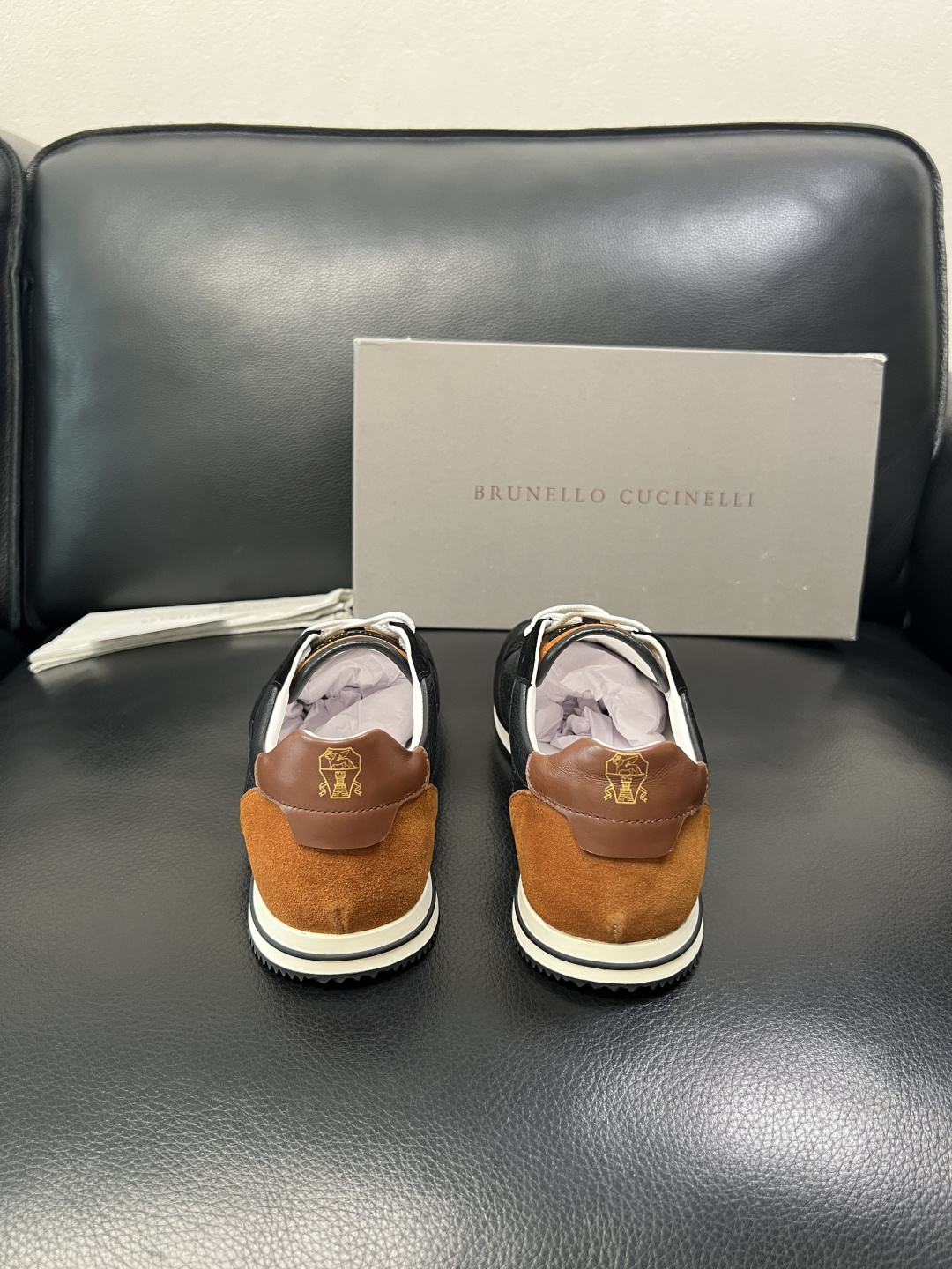 Brunello Cucinelli  高品质 顶级工艺品  BC  专柜同步原厂配置，意大利进口牛皮面