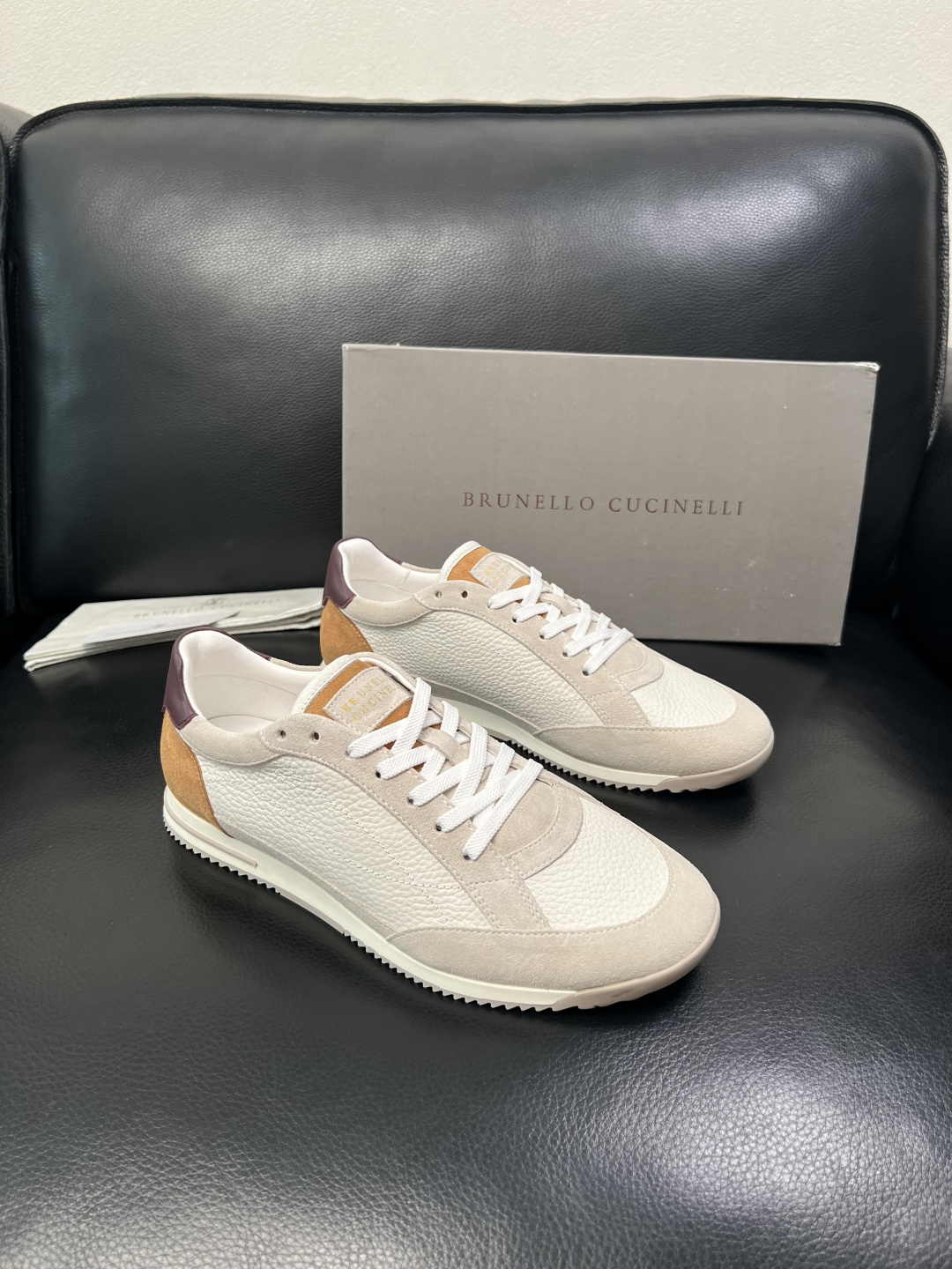 Brunello Cucinelli  高品质 顶级工艺品  BC  专柜同步原厂配置，意大利进口牛皮面