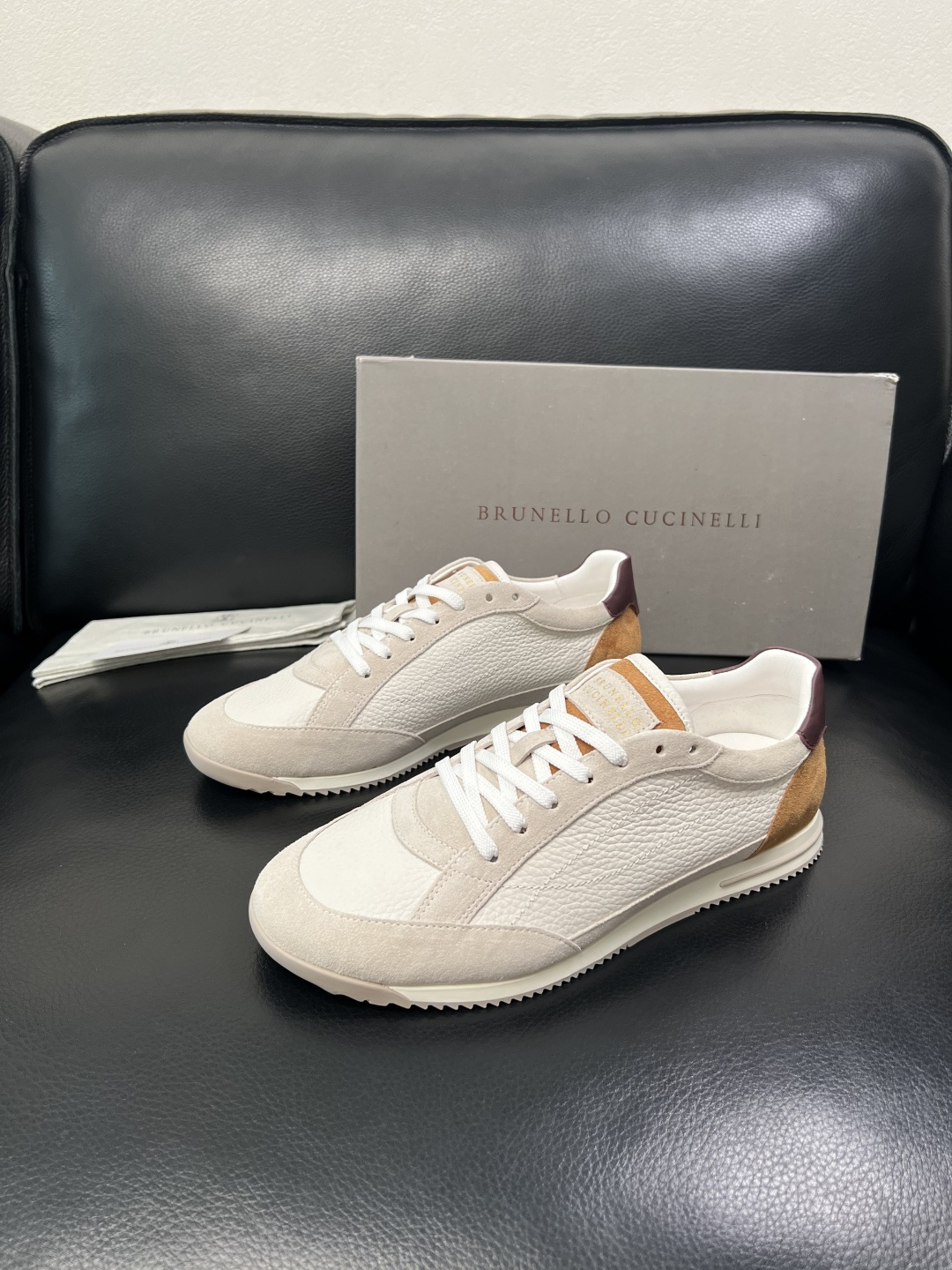 Brunello Cucinelli  高品质 顶级工艺品  BC  专柜同步原厂配置，意大利进口牛皮面