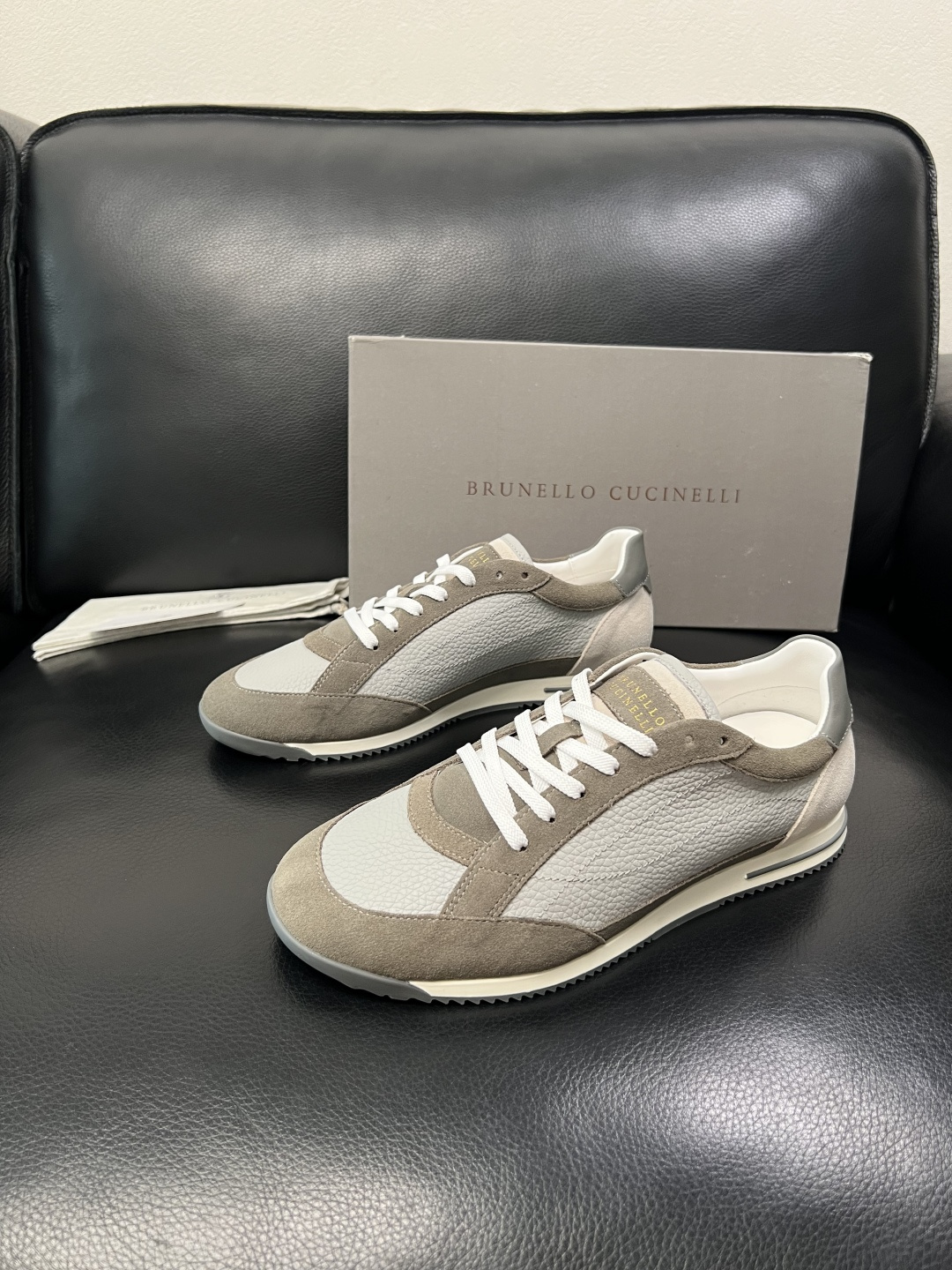 Brunello Cucinelli  高品质 顶级工艺品  BC  专柜同步原厂配置，意大利进口牛皮面