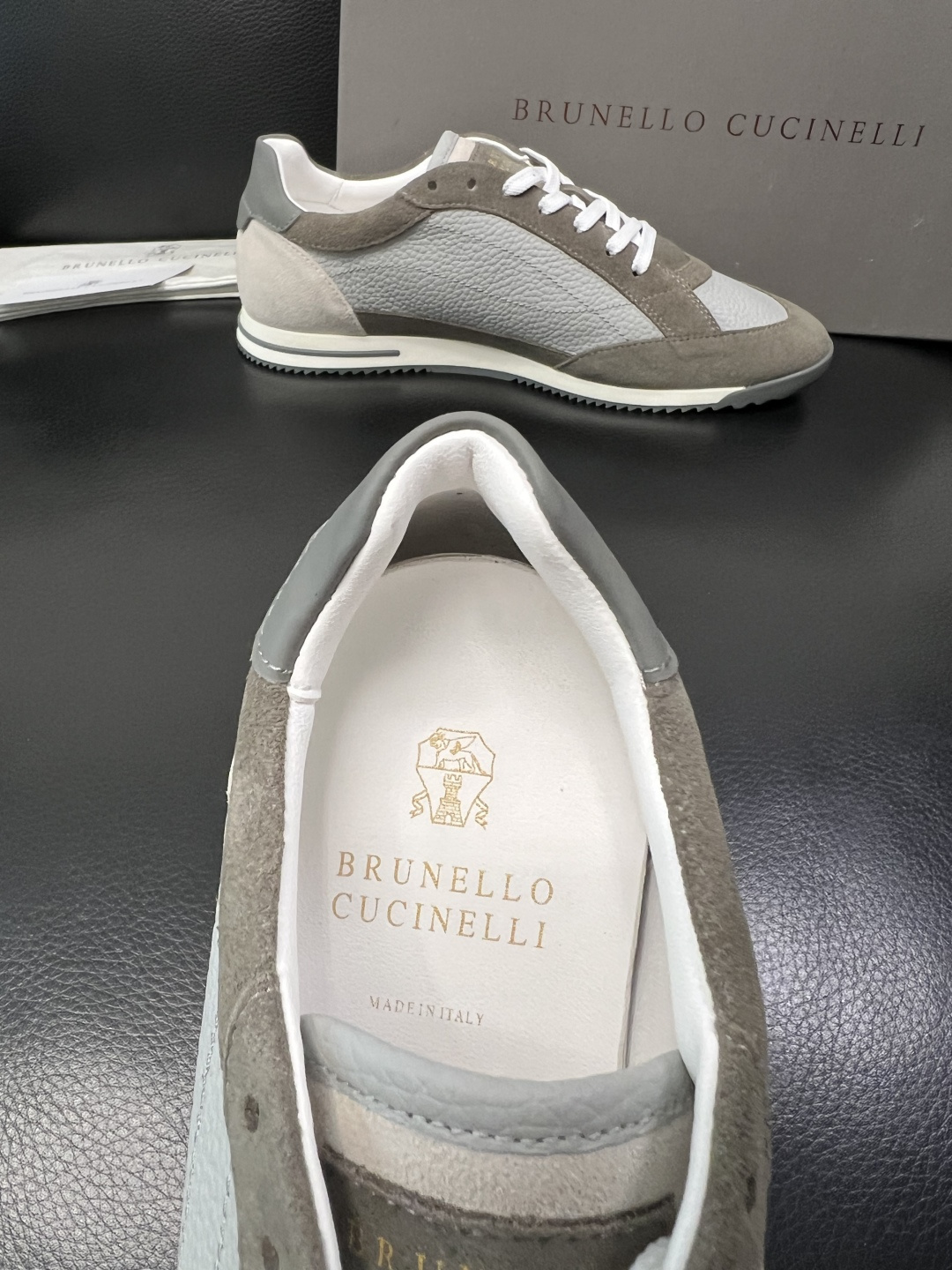 Brunello Cucinelli  高品质 顶级工艺品  BC  专柜同步原厂配置，意大利进口牛皮面